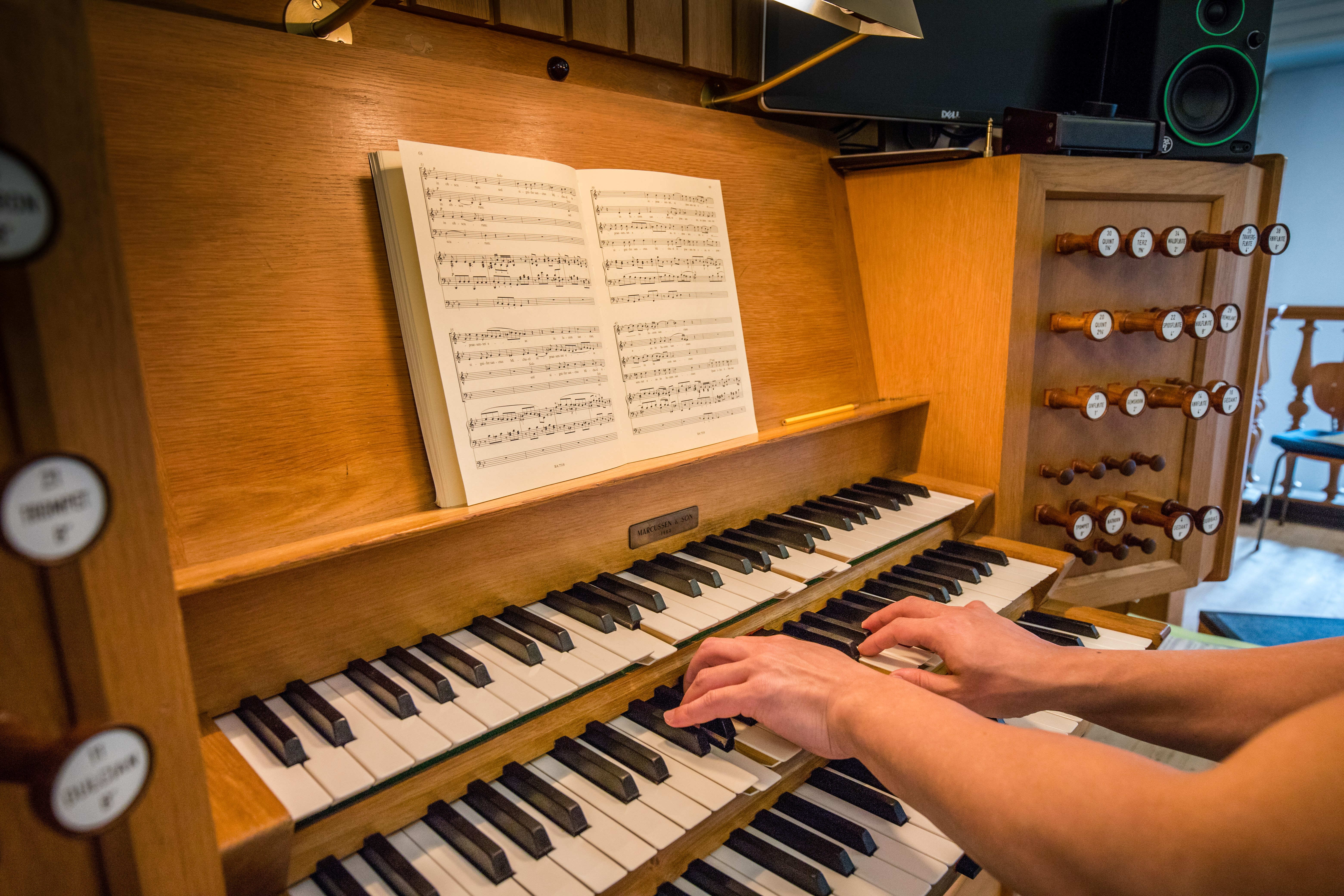 Organist Orgel Kpnb